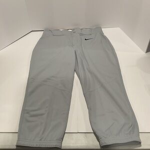 Nike Team Women’s Softball Baseball Pants Gray Knicker Length Size M NWT